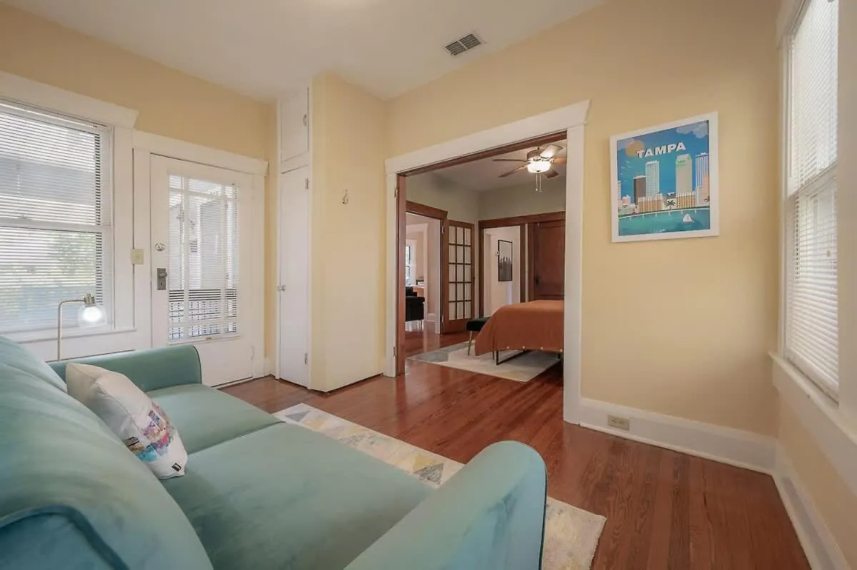 펜션 Historic & Cozy Bungalow By Downtown 탬파