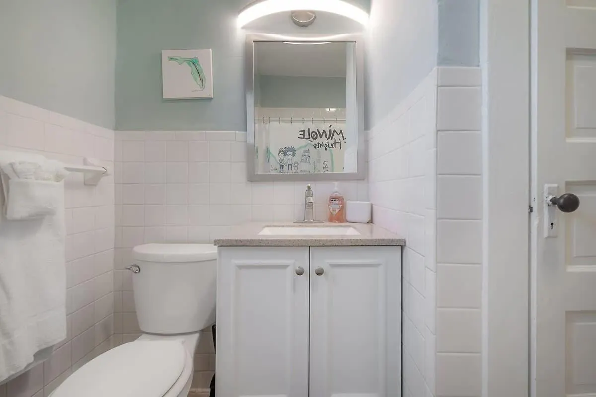 Historic & Cozy Bungalow By Downtown Tampa