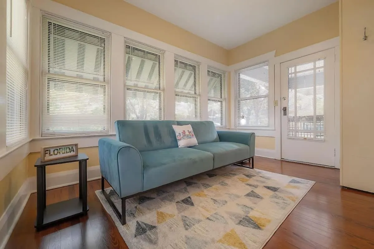 Сasa de vacaciones Historic & Cozy Bungalow By Downtown Tampa