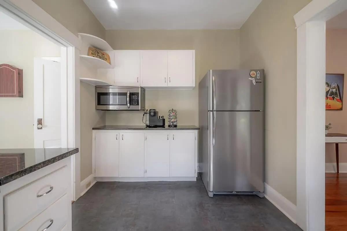Historic & Cozy Bungalow By Downtown Tampa